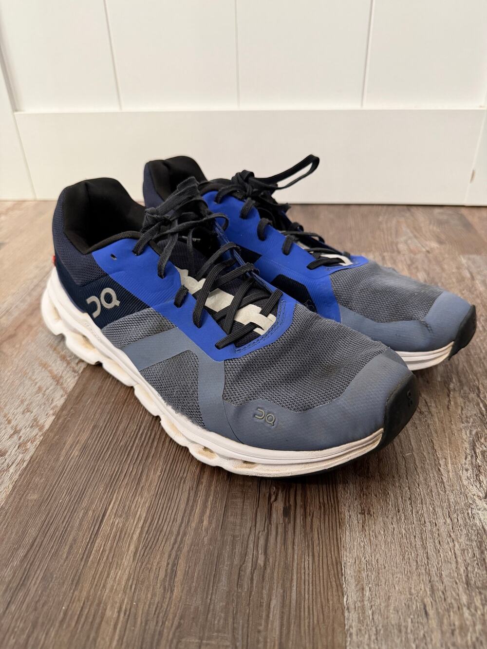 ON Cloudrunner running shoes blue white in men’s sz 11 NO insoles-fair condition